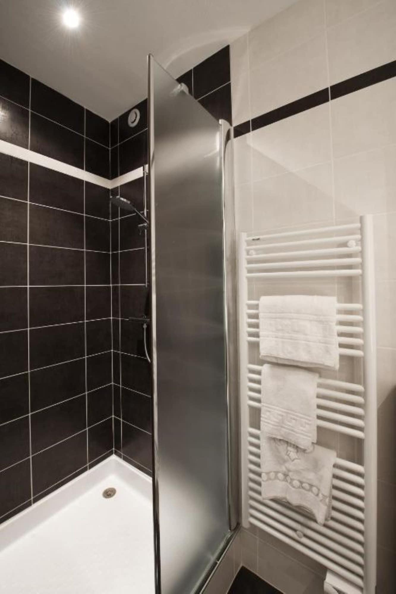 Saint Georges Hotel & Spa 샬롱쉬르송 외부 사진